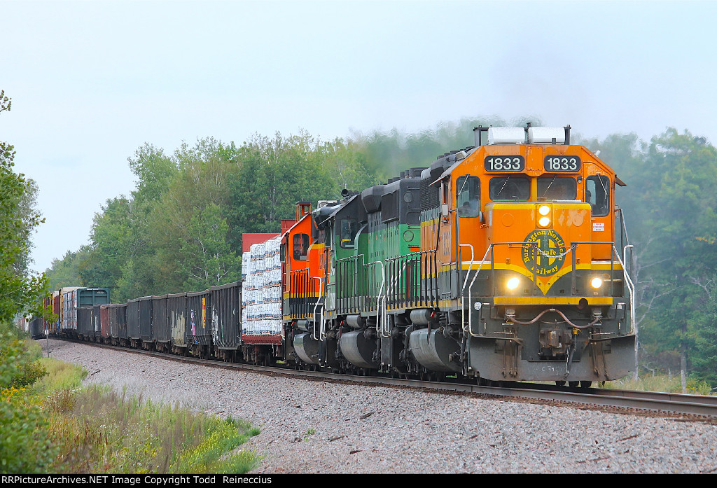 BNSF 1833